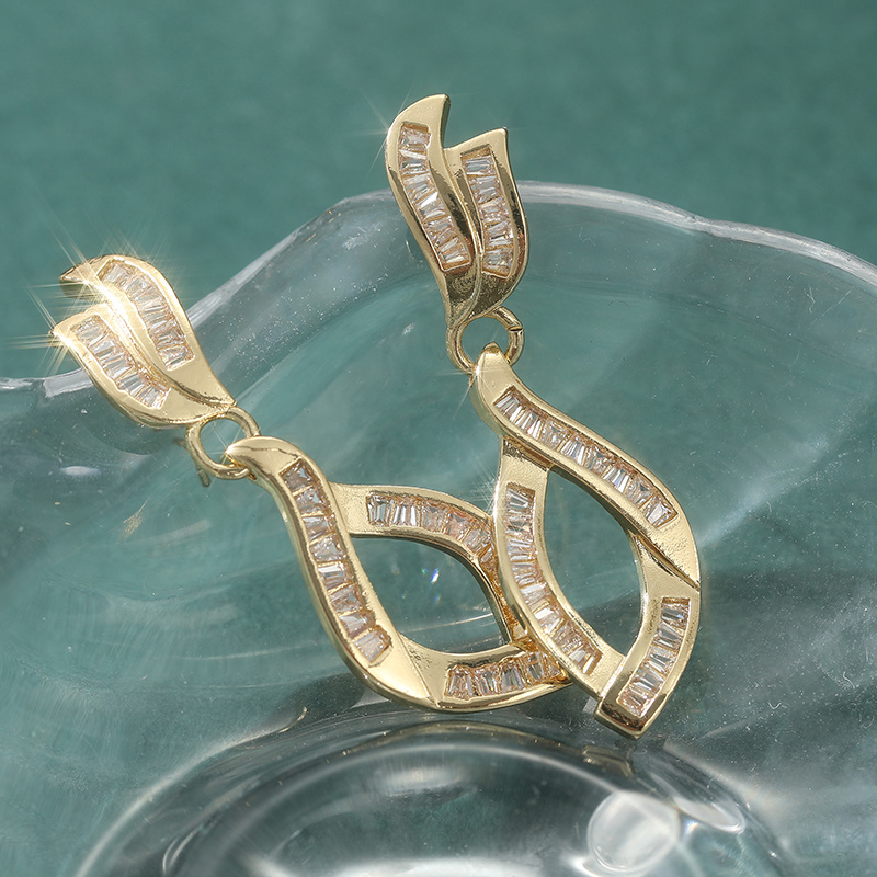 Women's Plated Twisted Rhombus Dangle Earrings with Synthetic Zirconia